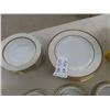 Image 2 : 38 pcs Royal heritage Place Setting