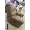 Image 3 : Electric Recliner Chair - Leather Look - Tested Works Well