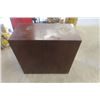 Image 2 : 2 Drawer File 15" x 26" x 28" Metal with Oak Look