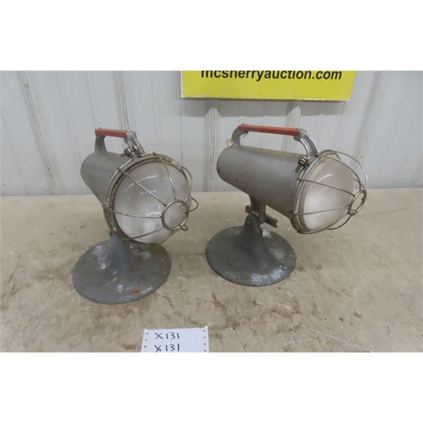 2 Cast Aluminum Powerlite Spotlites