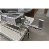 Image 3 : Tomato Tamer - Commercial Tomato Slicer