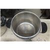 Image 5 : Assorted Army Cookware ; 3 Pots + Smaller Cooking Vessels