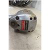 Image 2 : Universal Tool 3/4" Impact Gun Model 8320R - Untested