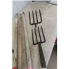 Image 4 : Log Carrier, Yard Tool Handles, Forks Ends