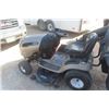 Image 2 : Craftsman DYS 4500 42'' Riding Mower 553 Hours with Bagger and Good Tires 