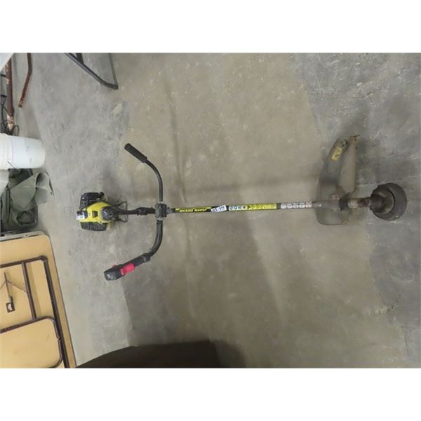 John Deere XT 2508 Gas Weed Eater - Working Condition 