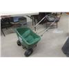 Image 1 : Scotts Deluxe Esge Guard Broadcast Seeder