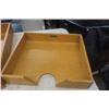 Image 2 : 4 Office Organizing Trays - 3 are the Same