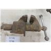 Image 5 : 2 Heavy Cast Bench Mount Hand Grinders , Small Bench Vice, 1 Grinder is McCormick 