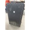 Image 4 : Traynor Four Ten Speaker Cabinet on Castors - Untested
