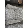 Image 3 : 2 Living Room Chairs in Nice Condition