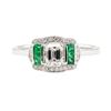 Image 2 : 0.80 ctw Natural Emerald and Diamond Ring - Platinum