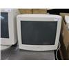Image 1 : 17" DELL MONITOR