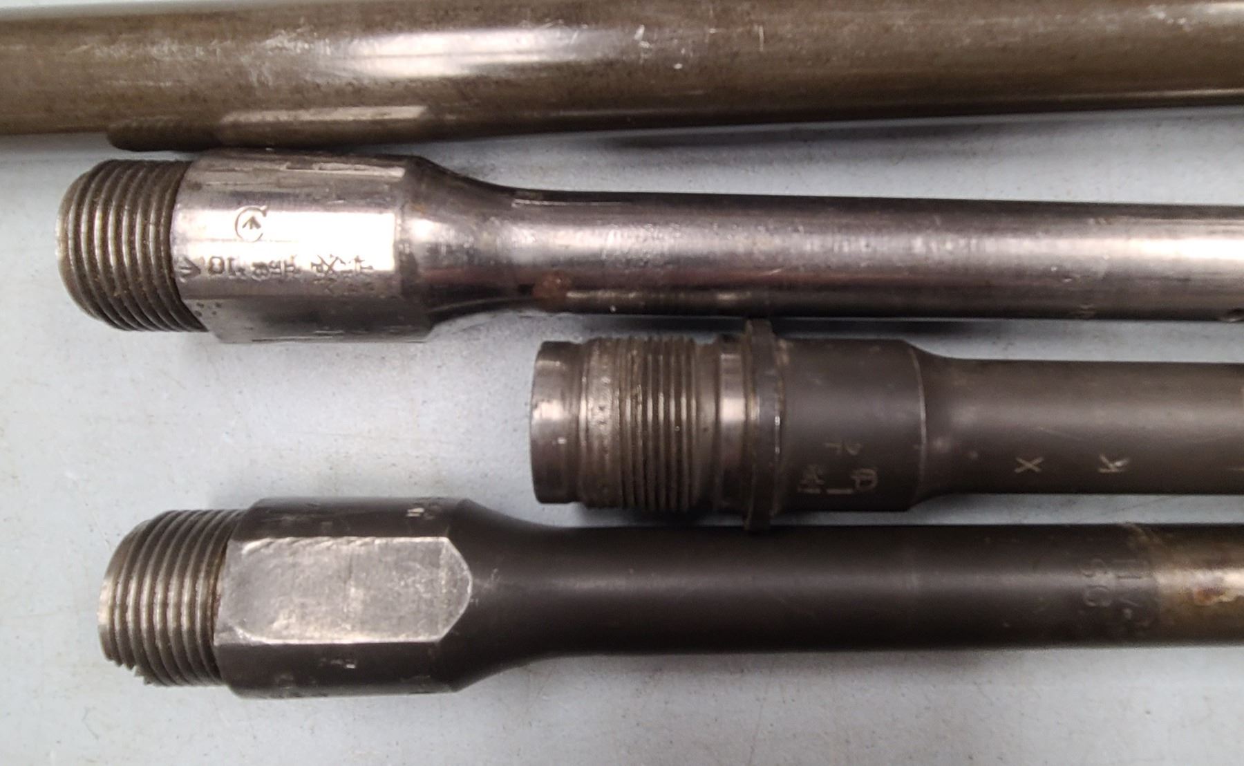 LEE ENFIELD 303 BARRELS X 2 PLUS 2 OTHERS LOT OF 4 BARRELS lee-enfield-303-barrels-x-2-plus-2-others-lot-of-4-barrels