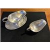 Image 3 : 2 'CHRISTOFLE' SILVER PLATE SAUCE BOATS - STAMPED & NUMBERED, 1 W/PLATE ATTACHED