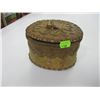 Image 1 : BIRCHBARK FIRST NATIONS CREE BASKET W/LID, APPROX. 4"X6.5"