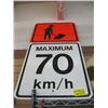 Image 1 : MAXIMUM 70 KM/H WORK SIGN