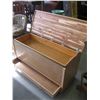 Image 2 : CEDAR CHEST W/REMOVEABLE DRAWER & BOTTOM DRAWER