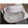 Image 2 : LG WHITE & RED ENAMEL ROASTING PAN W/LID