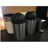 Image 2 : GROUP OF 8 SMALL TRASH BINS