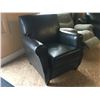 Image 3 : CHOCOLATE BROWN LEATHER RECLINER