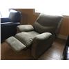 Image 1 : GREEN MICROFIBER UPHOLSTERED RECLINER