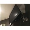 Image 2 : 21" VIEWSONIC TV WITH REMOTE & WALL MOUNT SYSTEM