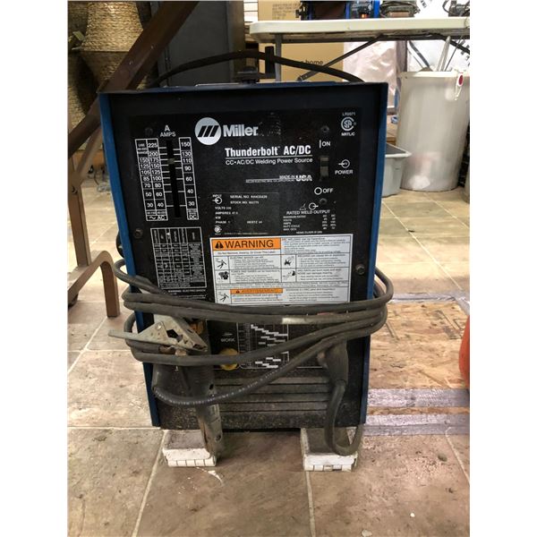 Miller Thunerbolt AC/DC Welding power source