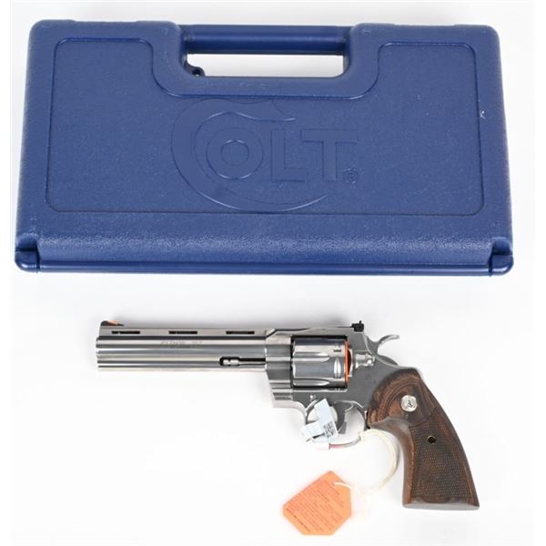 COLT PYTHON DOUBLE ACTION REVOLVER WITH CASE