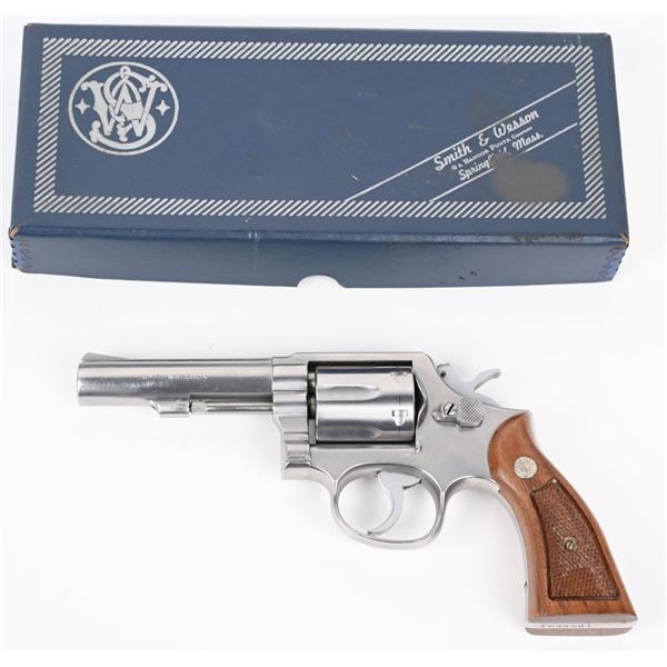 BOXED SMITH & WESSON MODEL 65-2 REVOLVER