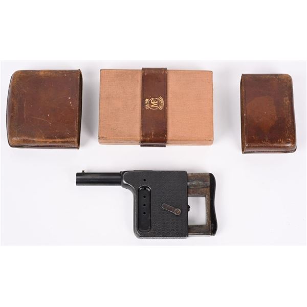 DESIRABLE ENGRAVED CASED GAULOIS PALM PISTOL