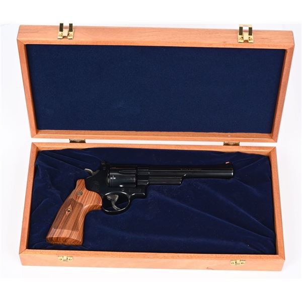 CASED SMITH & WESSON 29-10 DA REVOLVER .44 MAG