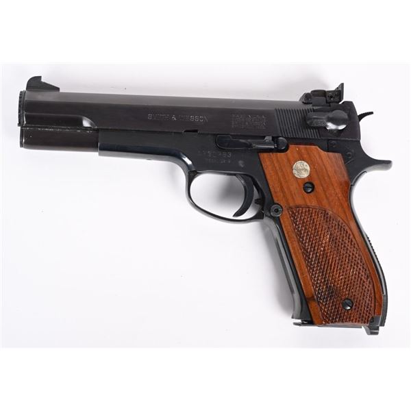 SMITH & WESSON MODEL 52-2 SEMI AUTOMATIC PISTOL