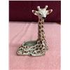 Image 1 : 1995 RED WING GIRAFFE PLANTER COMMEMORATIVE
