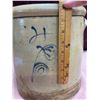 Image 3 : ANTIQUE "SINGLE P" RED WING SALT GLAZE 4 GALLON CROCK - CRACKED