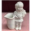 Image 2 : RED WING POTTERY GIRL WITH FLOWERS VASE