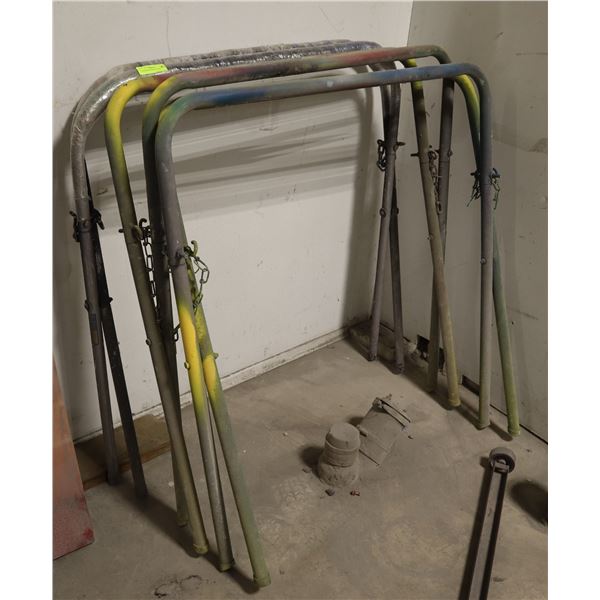 11 FOLDING WORK STANDS