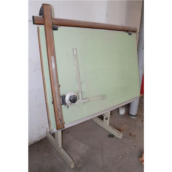 VINTAGE DRAFTING TABLE