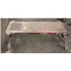 Image 1 : METAL PLATFORM/ WORK SURFACE