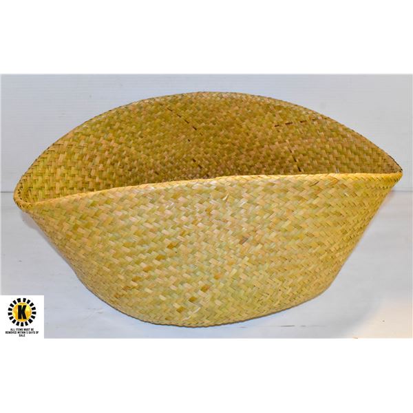 NEW ROUND WOVEN RATTAN STYLE BASKET WITH HANDLES