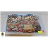 Image 1 : ESTATE TRAY LOT COSTUME JEWELLERY