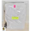 Image 1 : BIRD BARRIER NETTING 2.6FT BY 2.6FT NEW