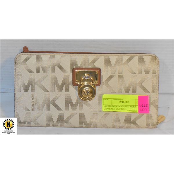 MICHAEL KORS ZIPPERED WALLET - HAS INNER WEAR &