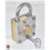 Image 1 : WASI BEST COMMANDER PADLOCK & KEY