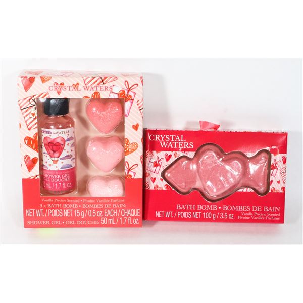 2 NEW BOXES OF HEART-THEMED BATH PRODUCTS.