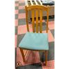 Image 2 : SOLID OAK DINING ROOM TABLE & 6 CHAIRS