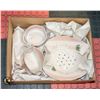 Image 1 : DECORATIVE POTTERY LOT OF 3