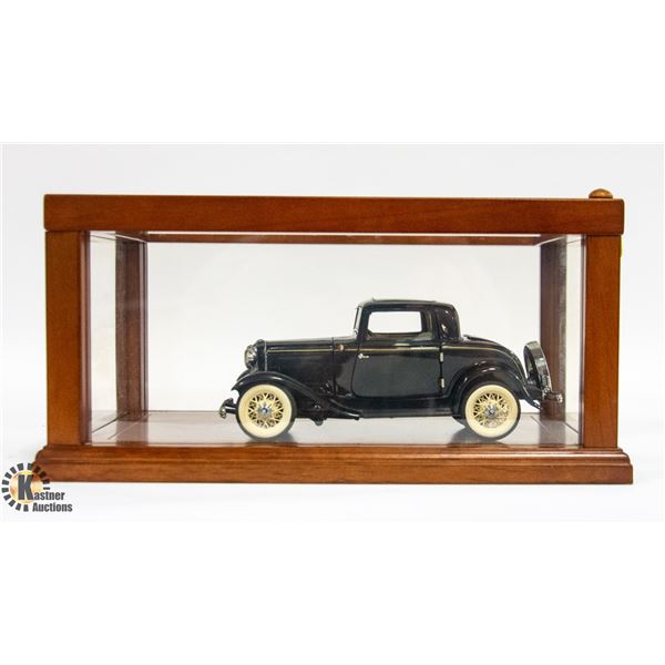 FRANKLIN MINT 32 FORD DIECAST WITH CASE