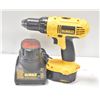 DEWALT 1/2" CORDLESS DRILL 2 BATTERIES & CHARGER