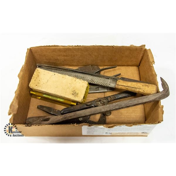 UNCLAIMED VINTAGE TOOLS BUNDLE